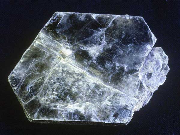 定制設(shè)備，云母的粉碎的加工流程